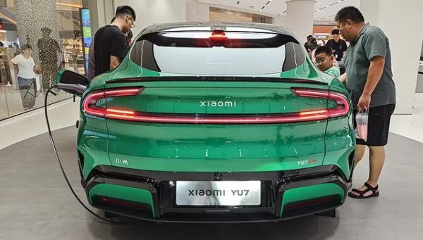 云资管 多家车企“截胡”小米YU7订单，可报销5000元定金