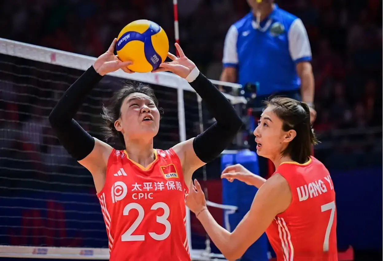 东方配资 中国女排副攻还是配不上，赵勇应多想想办法，袁心玥陈晓辉二选一